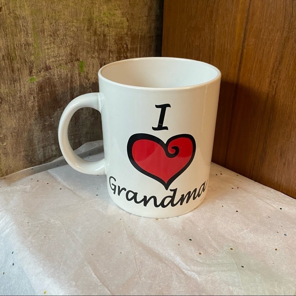 💥5/$25  I ❤️ Grandma‎ mug